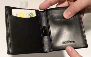 Amelleon Trifold Mens RFID Wallet